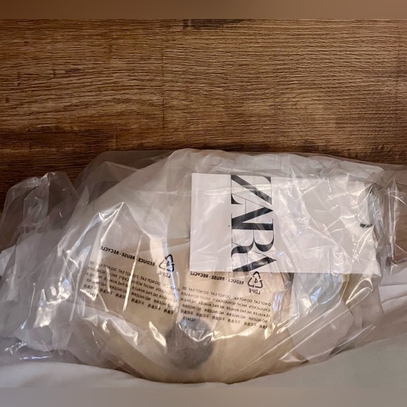 Zara NWT Gold Caja Metecrito Joya Jeweled Small Hard Case Crossbody Bag - Picture 9 of 11